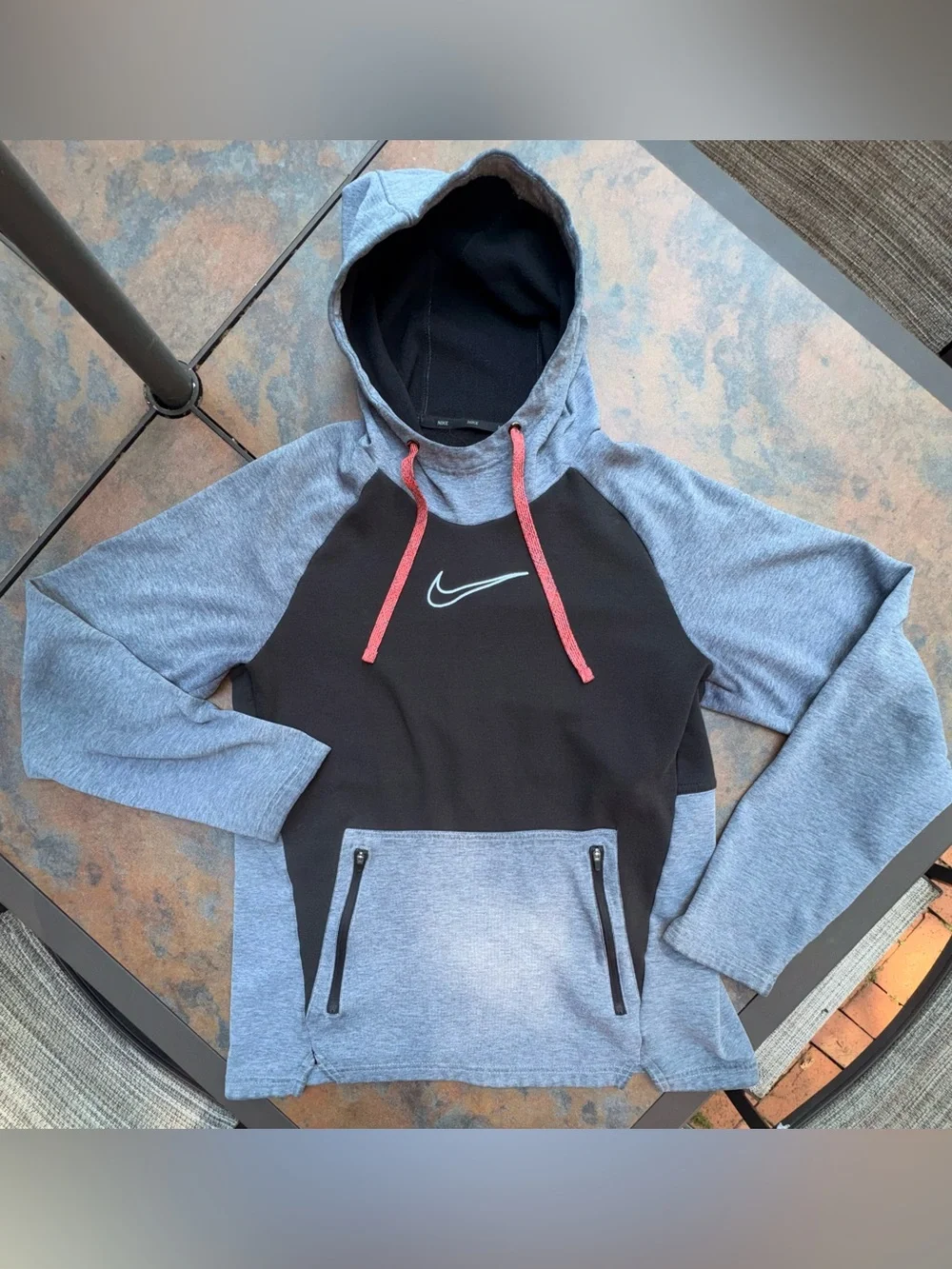 Nike Hoodie Mens Small Black Gray Pullover Zipper Pocket Swoosh Sweatshirt EUC